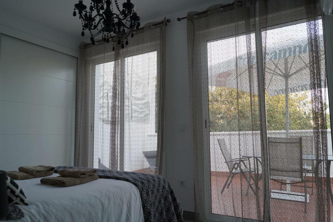 Atico Con Terraza En Alameda De Hercules Севілья Екстер'єр фото